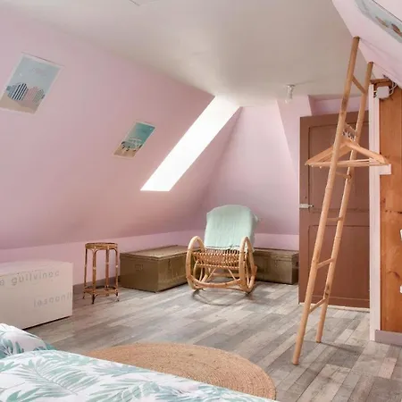 Holiday home Localise - M26b - Les Belles Ames - Maison Renovee Avec Jardin Entierement Clos - Place De Parking Sur Le Terrain - Wifi Inclus - Draps Inclus - Animaux Bienvenus Guilvinec